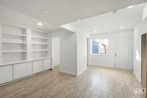 $450,000 | Undisclosed Address, Bakersfield, CA 93305