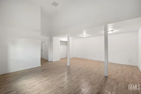 $450,000 | Undisclosed Address, Bakersfield, CA 93305