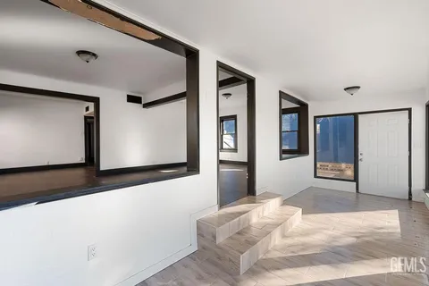 $450,000 | Undisclosed Address, Bakersfield, CA 93305