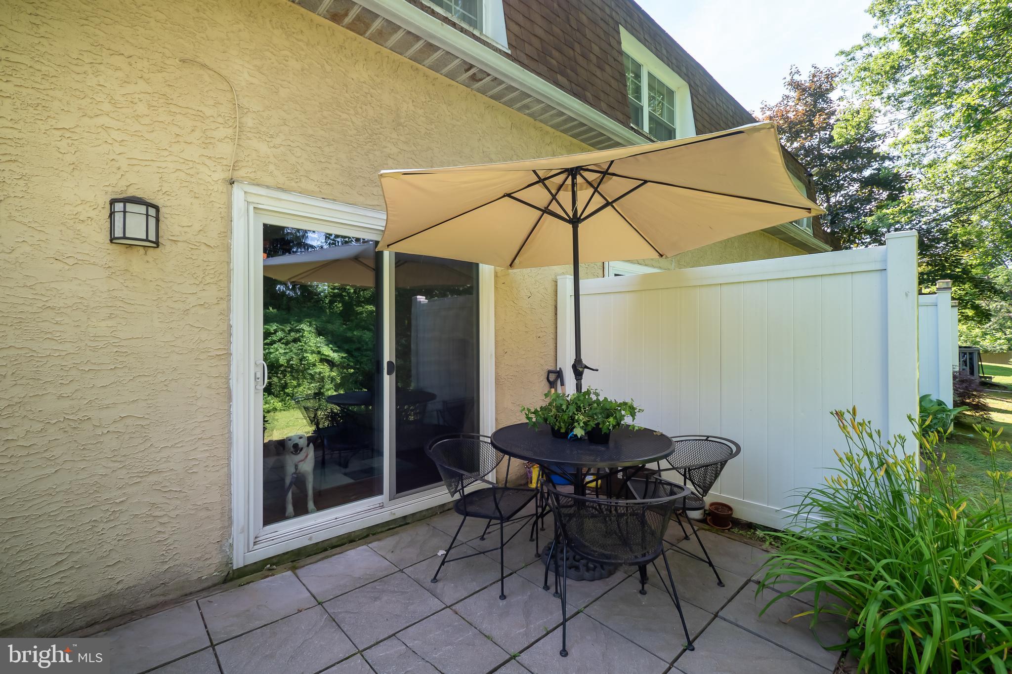 470 Dresher Road, Unit B5 Horsham, PA 19044 - Photo 23 of 26 Back Patio