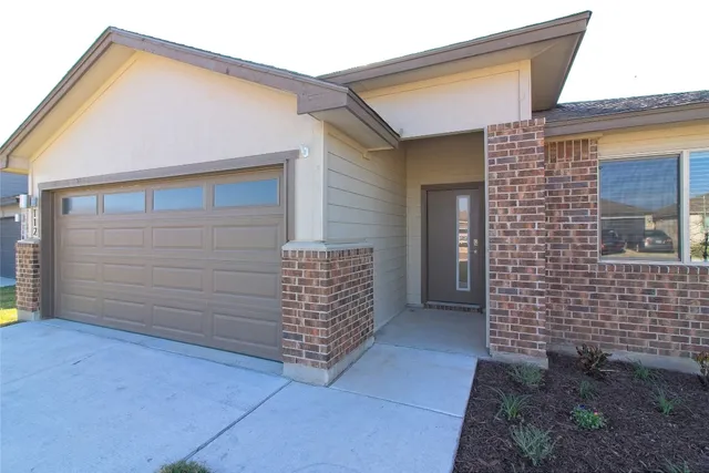 $1,850 | 112 Halford Road, Georgetown, TX 78633