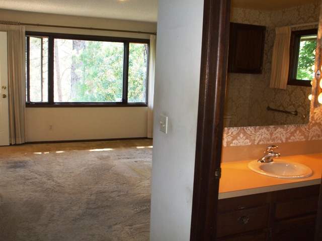 1615 West Pinehill Road Spokane, WA 99218 - Photo 6 of 9