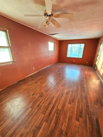 $39,900 | 414 Crocker Avenue South, Thief River Falls, MN 56701