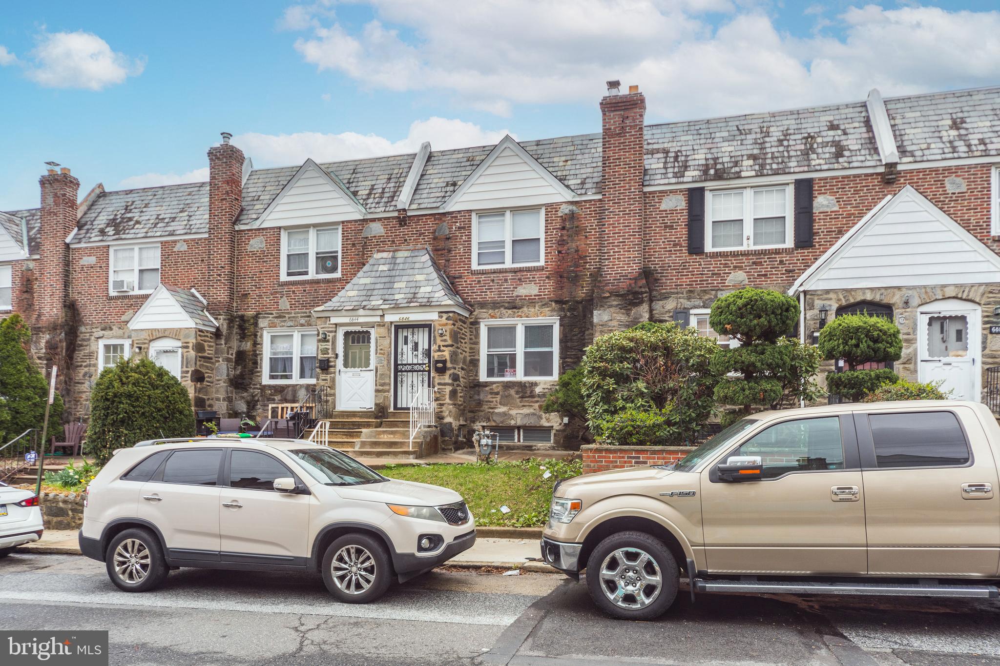 6846 Radbourne Road Upper Darby, PA 19082 - Photo 2 of 25 Gallery Image 2