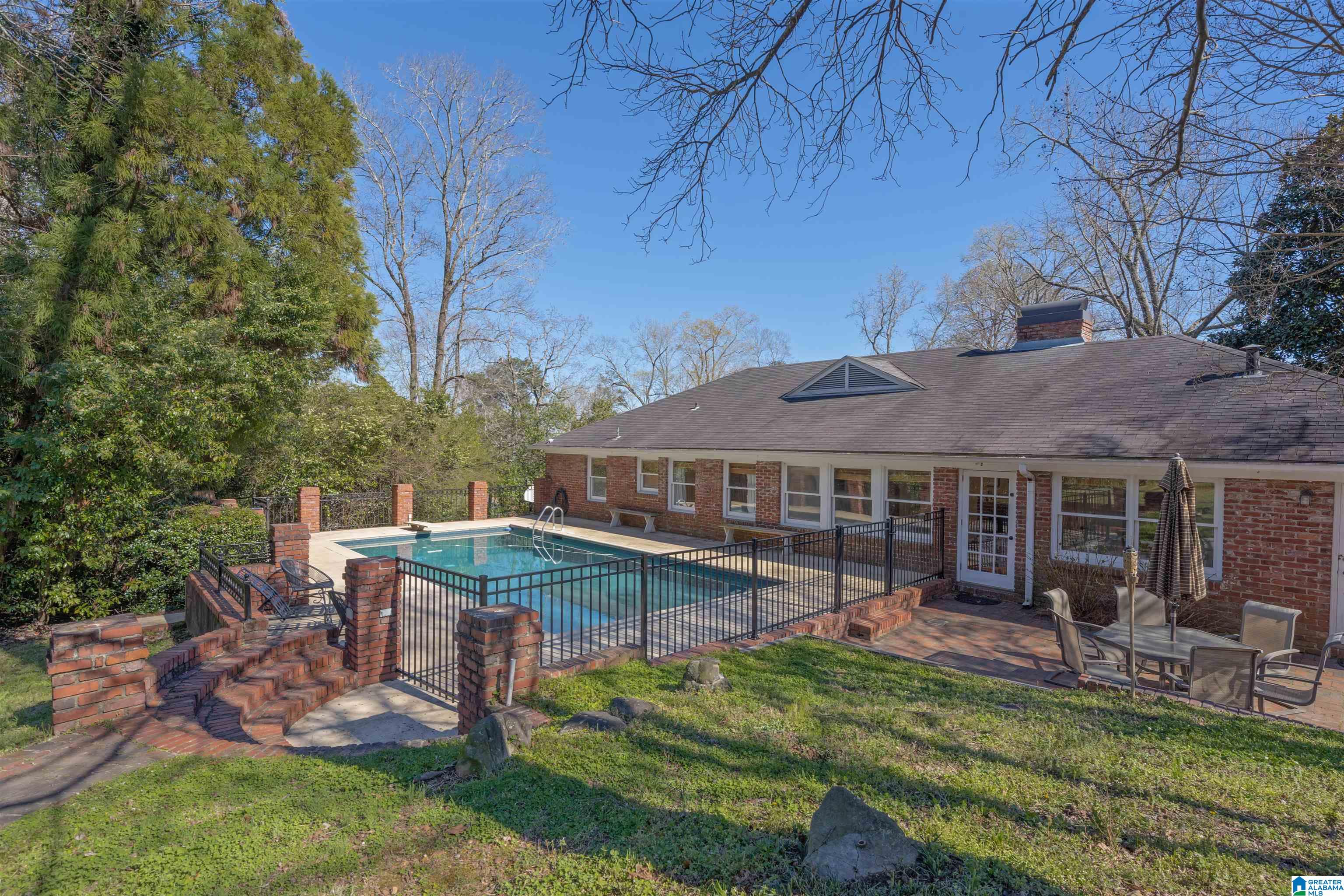 3328 North Woodridge Road Birmingham, AL 35223 - Photo 26 of 33