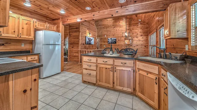 $588,800 | 45 Channing Ridge Road, Morganton, GA 30560