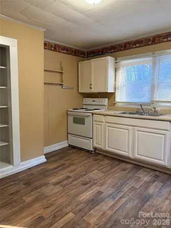 $995 | 2355 Blowing Rock Boulevard, Lenoir, NC 28645