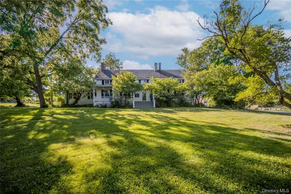$625,000 | 190 Dunthorne Drive, Bloomingburg, NY 12721