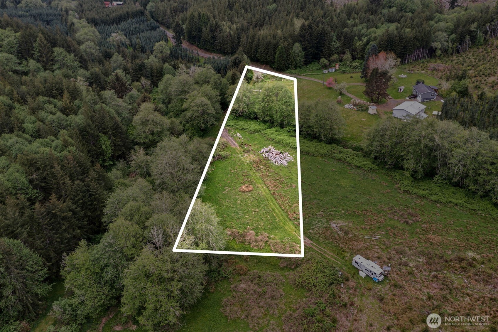 X Elk Creek Road Raymond, WA 98577 - Photo 13 of 13 a view of a yard