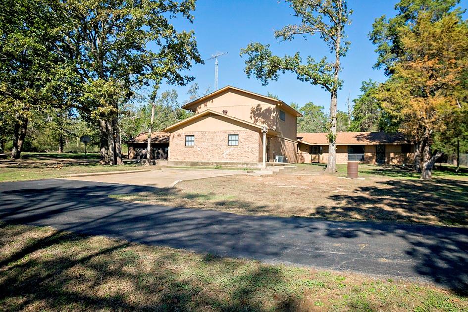 11133 Highway 19 Athens, TX 75752 - Photo 3 of 30