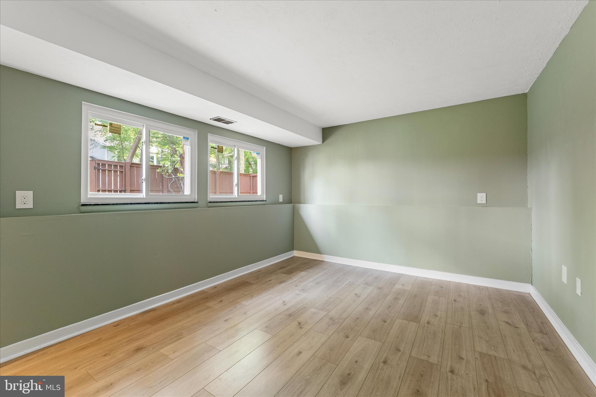 2231 Sanibel Drive Reston, VA 20191 - Photo 29 of 56 Bedroom