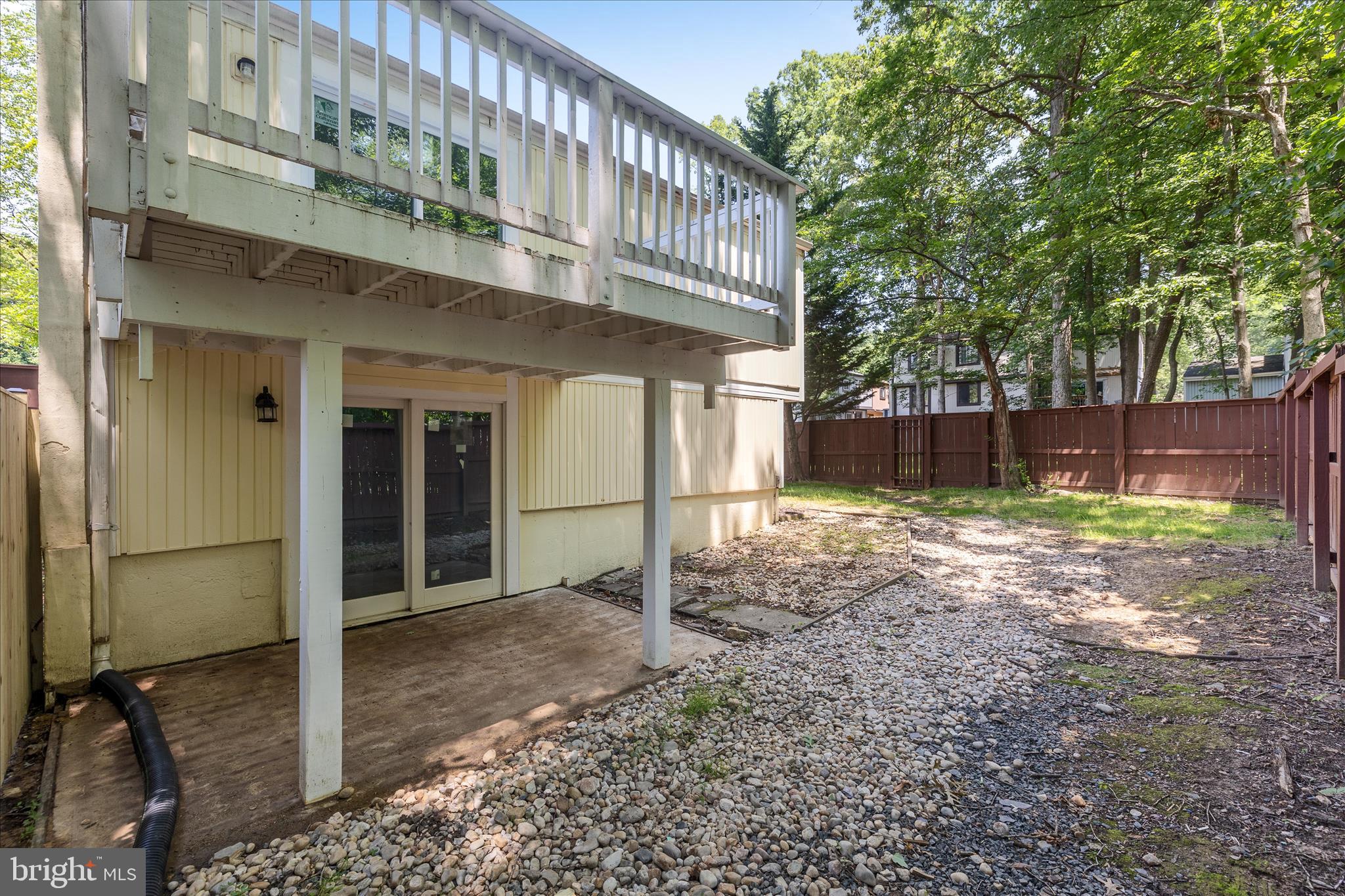 2231 Sanibel Drive Reston, VA 20191 - Photo 46 of 56 Backyard
