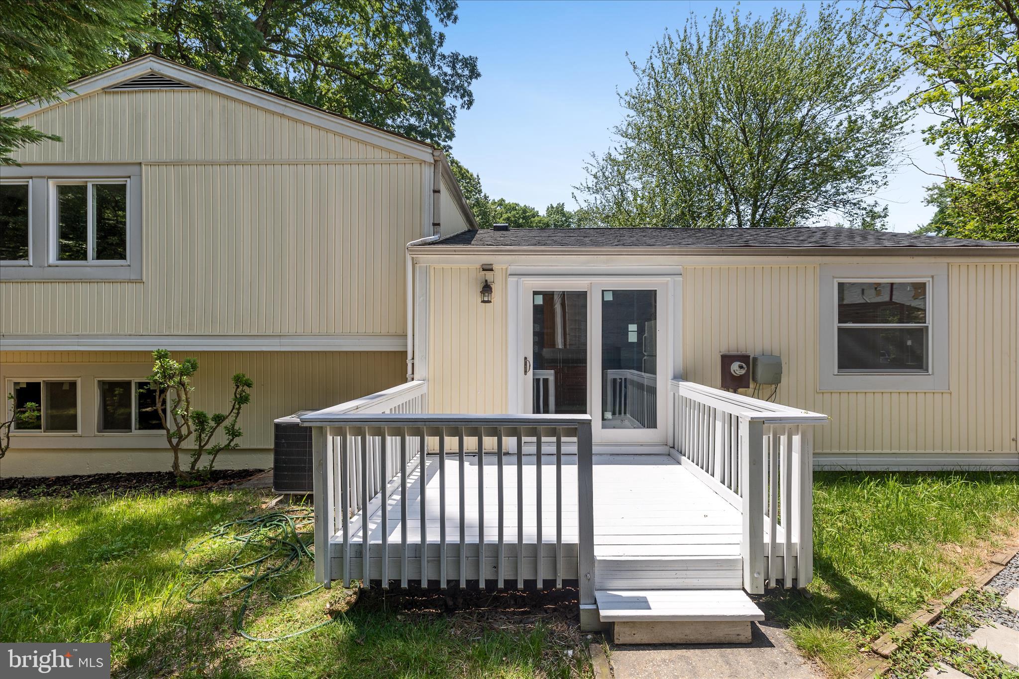2231 Sanibel Drive Reston, VA 20191 - Photo 48 of 56 Back Exterior