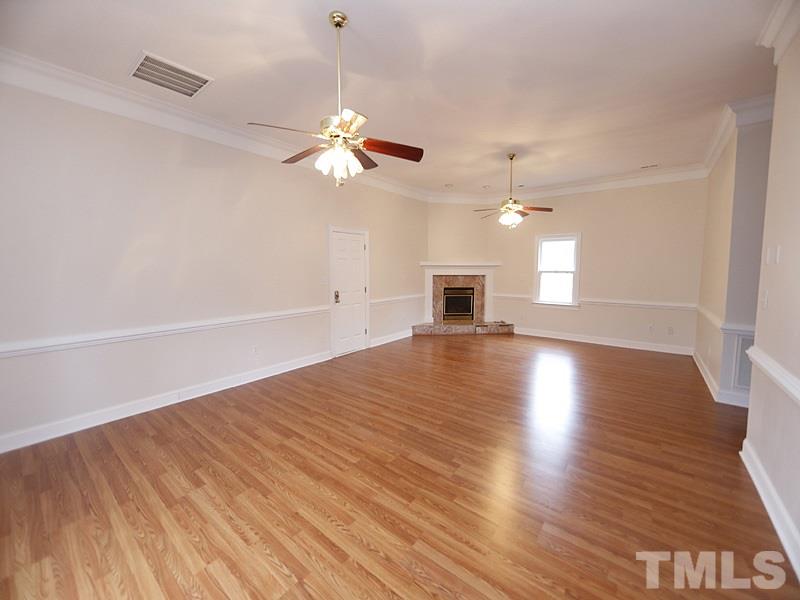 372 Stewart Road Dunn, NC 28334 - Photo 8 of 23