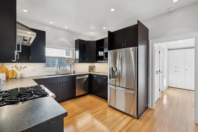 $1,495,000 | 737 61st Street, Oakland, CA 94609