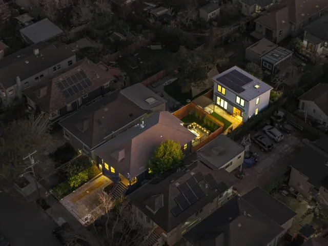 $1,495,000 | 737 61st Street, Oakland, CA 94609