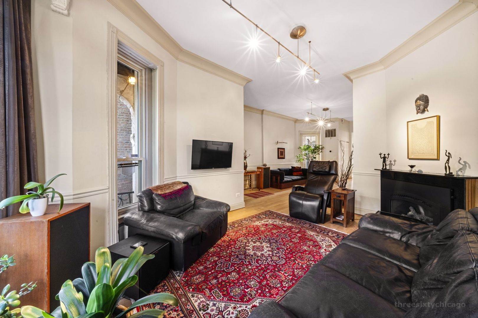 220 South Laflin Street Chicago, IL 60607 - Photo 5 of 65 Gallery Image 5