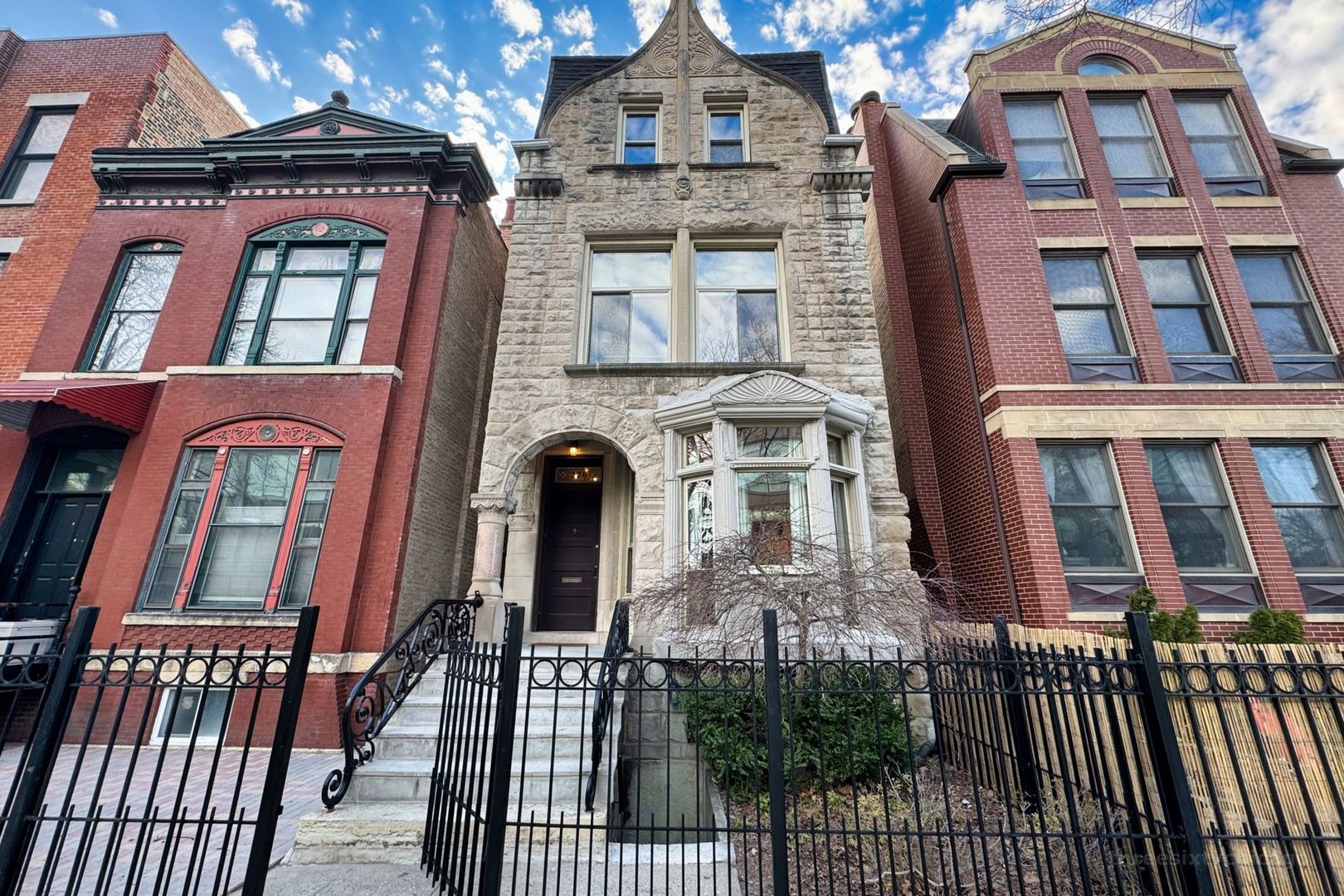 220 South Laflin Street Chicago, IL 60607 - Photo 60 of 65 Gallery Image 60