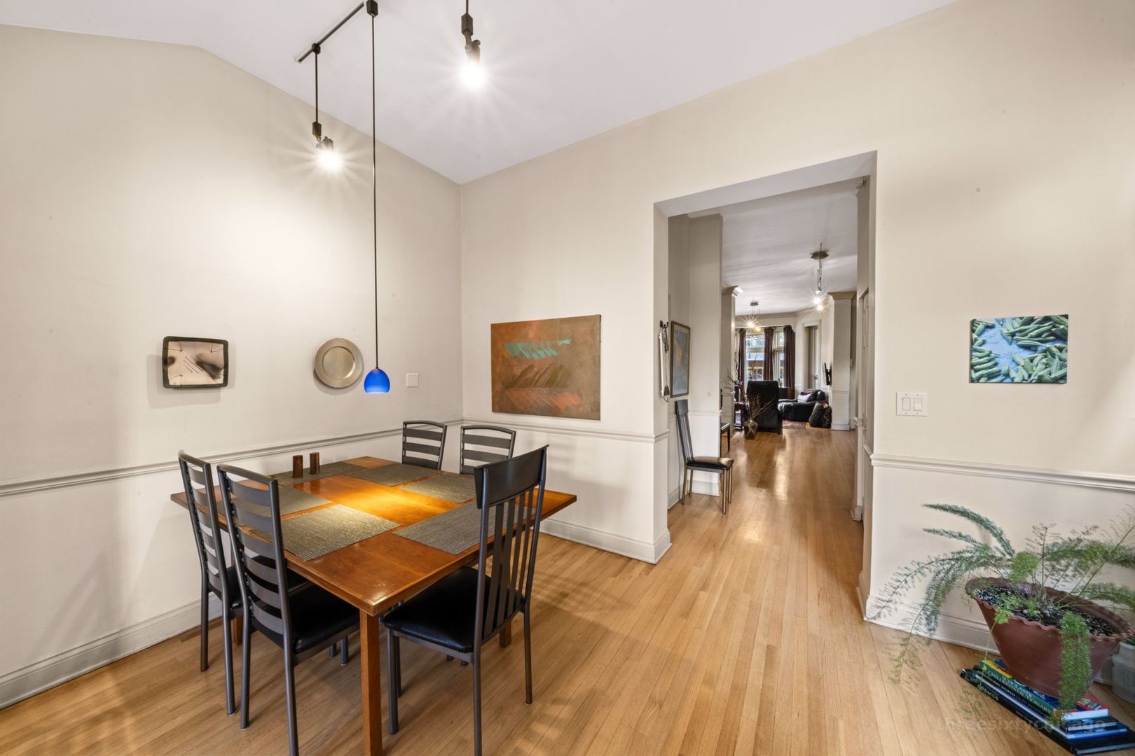220 South Laflin Street Chicago, IL 60607 - Photo 10 of 65 Gallery Image 10