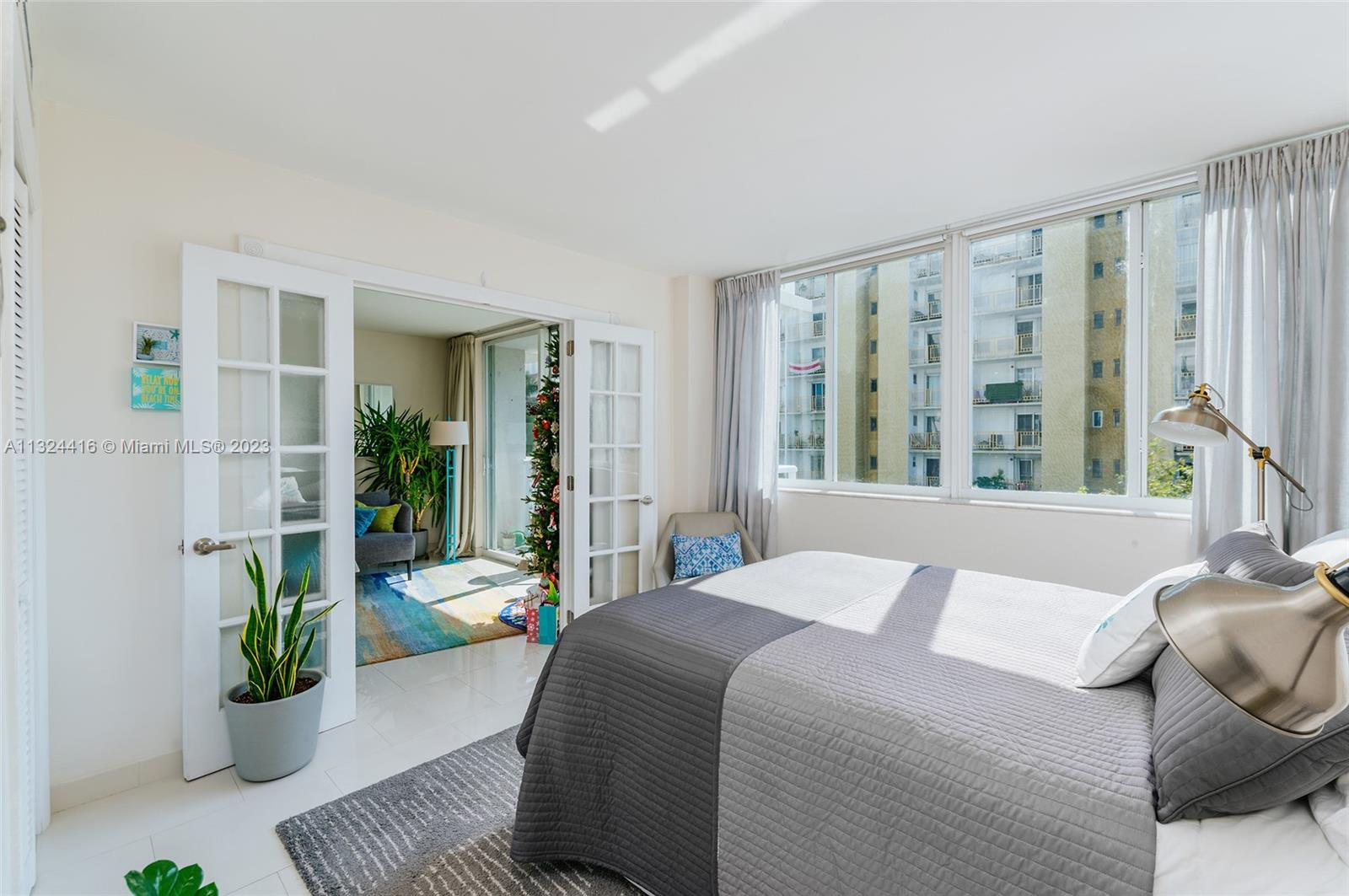 1345 Lincoln Road, Unit 403 Miami Beach, FL 33139 - Photo 18 of 27 Gallery Image 18