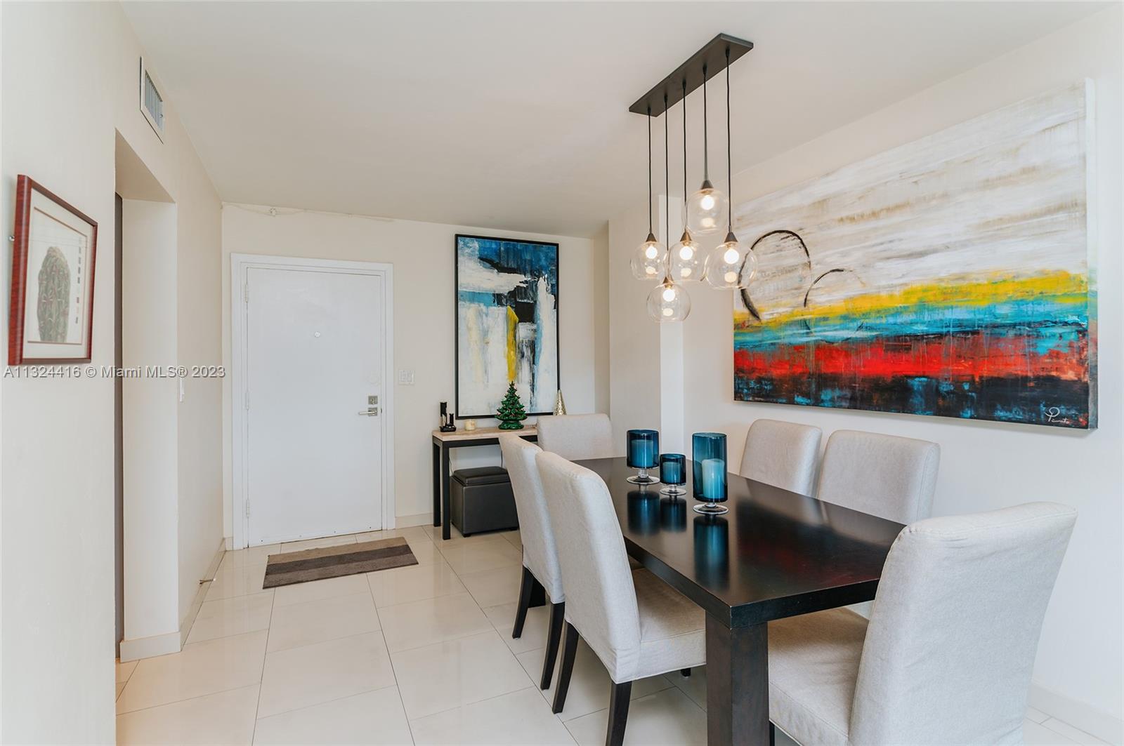 1345 Lincoln Road, Unit 403 Miami Beach, FL 33139 - Photo 5 of 27 Gallery Image 5