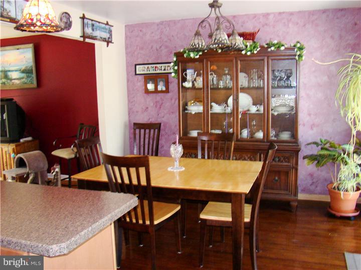 304 Colonial Road Edgewater Park, NJ 08010 - Photo 6 of 12 Gallery Image 6