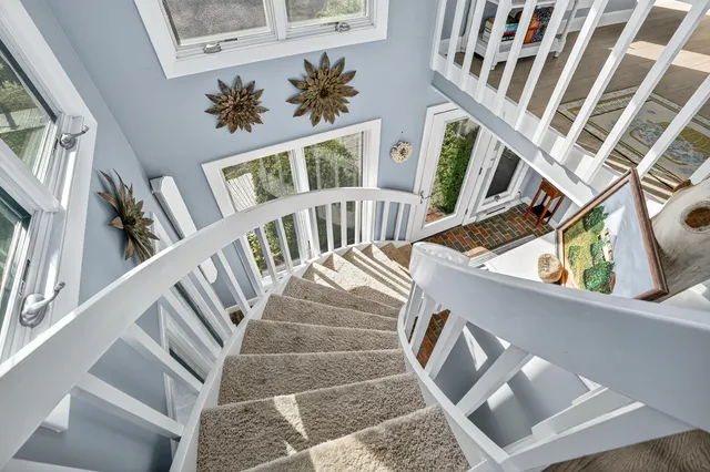 a view of an entryway