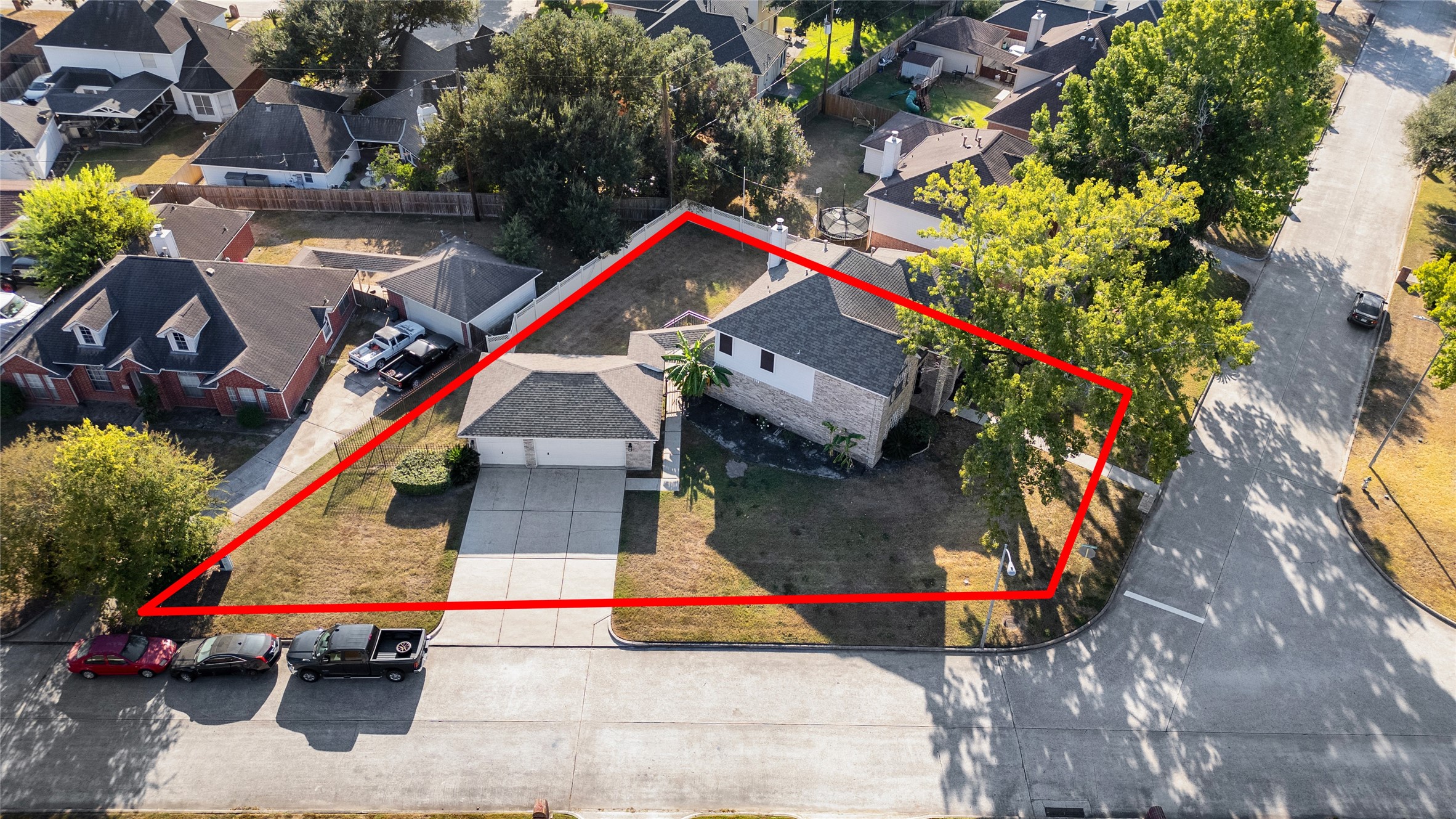 2922 Travick Lane Houston, TX 77073 - Photo 43 of 49 an aerial view of a house with swimming pool and sitting area