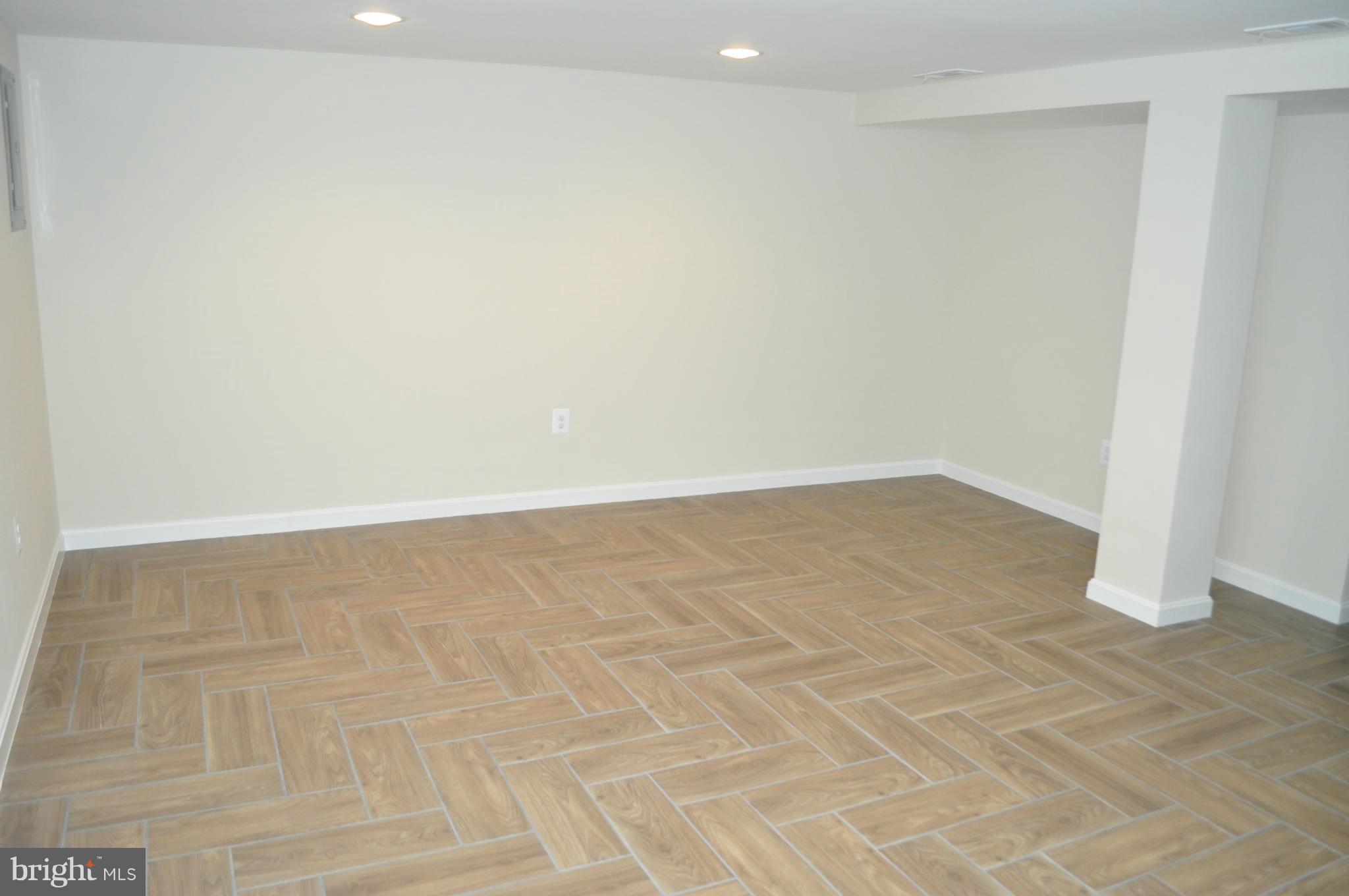 5056 Benning Road Southeast Washington, DC 20019 - Photo 17 of 26 REC ROOM