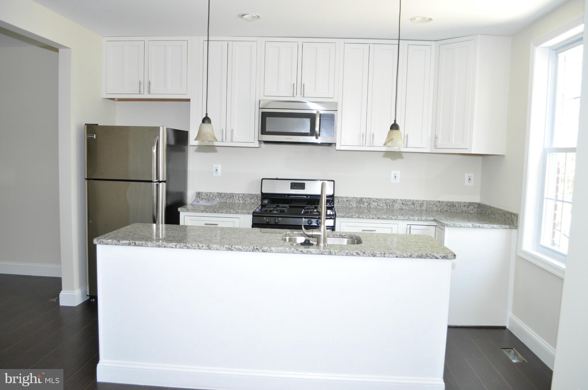 5056 Benning Road Southeast Washington, DC 20019 - Photo 9 of 26 Kitchen