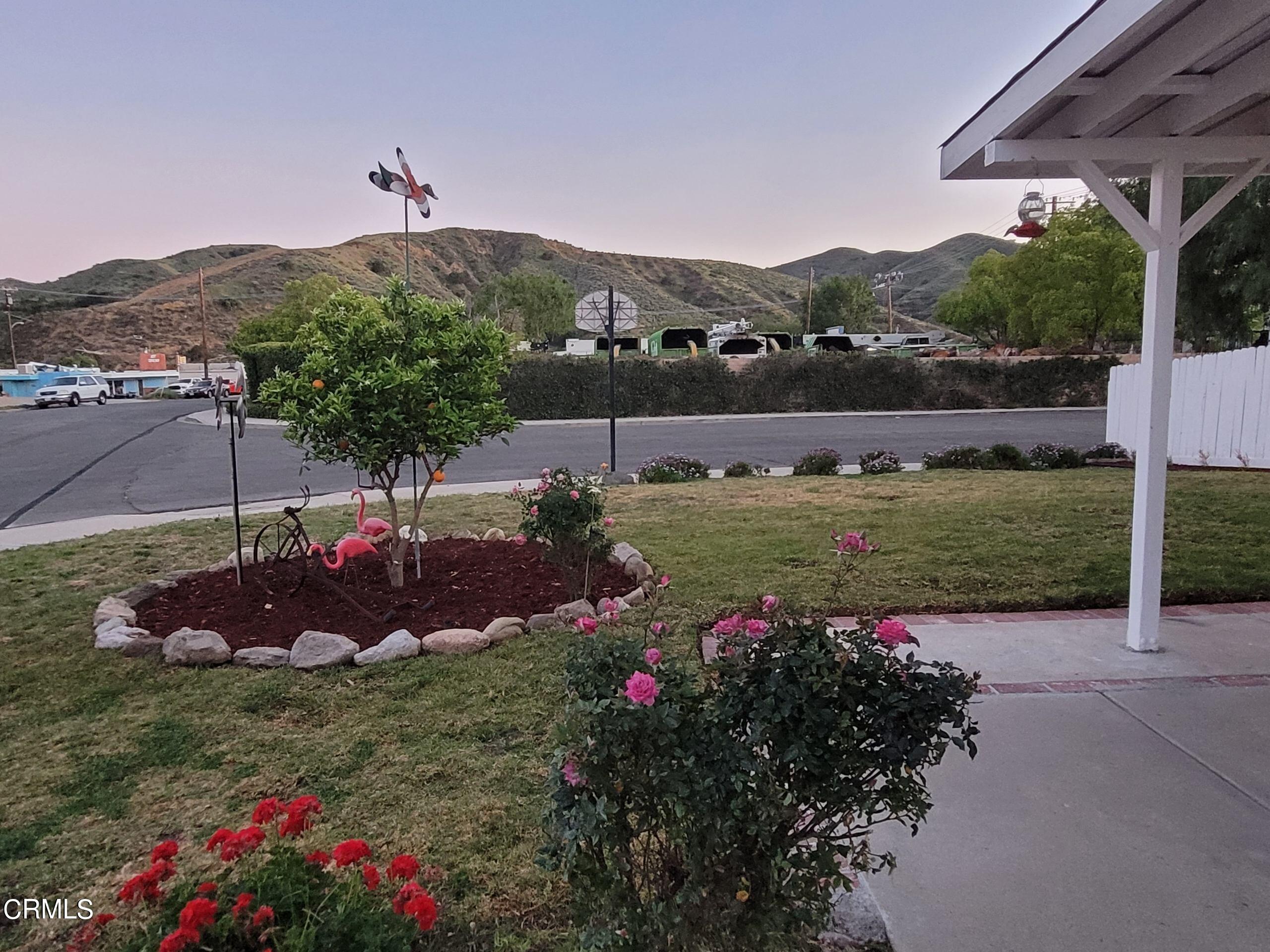 2059 Ralston Street Simi Valley, CA 93063 - Photo 3 of 34 a view of a garden