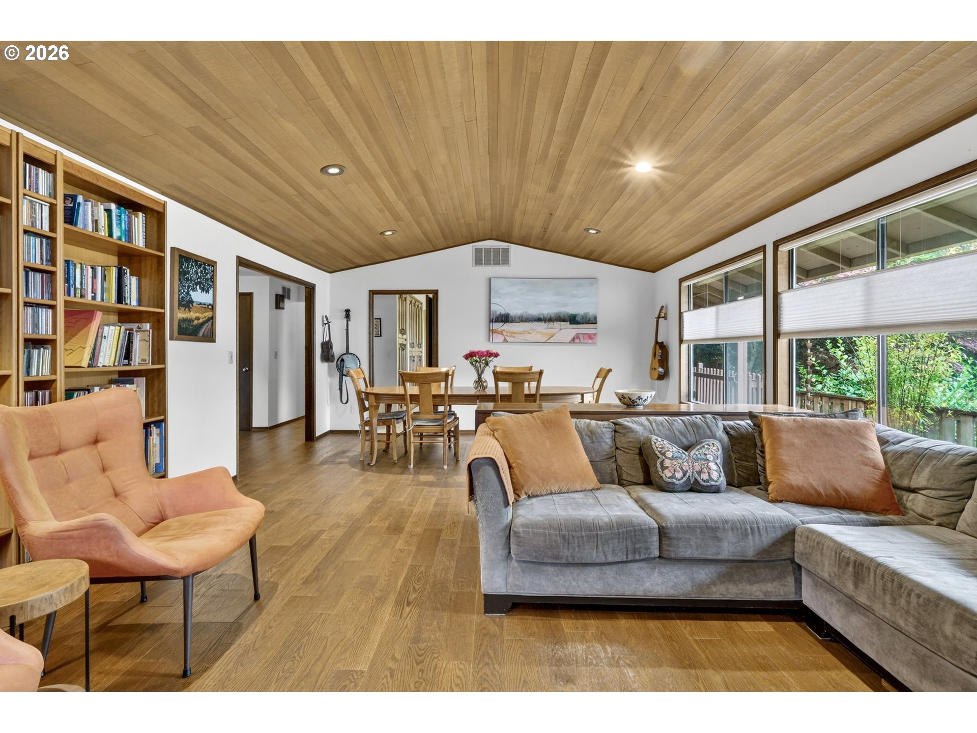 4654 Southwest Flower Place Portland, OR 97221 - Photo 11 of 39 Gallery Image 11