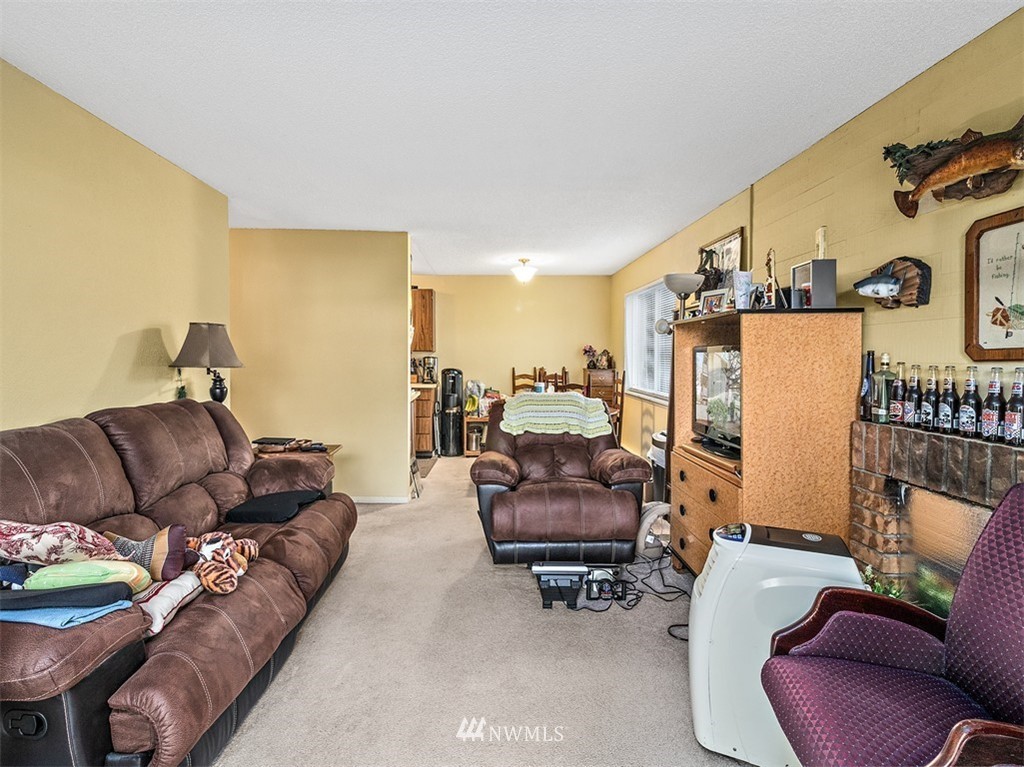 1150 Sunset Boulevard Northeast, Unit 101 Renton, WA 98056 - Photo 13 of 14