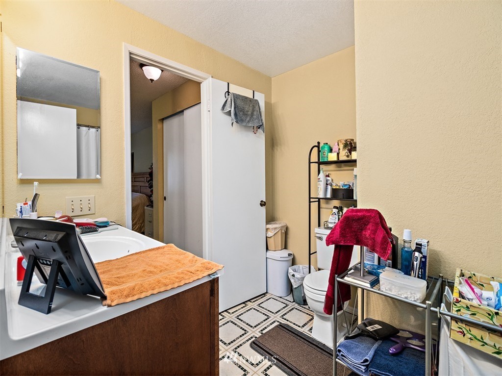 1150 Sunset Boulevard Northeast, Unit 101 Renton, WA 98056 - Photo 4 of 14