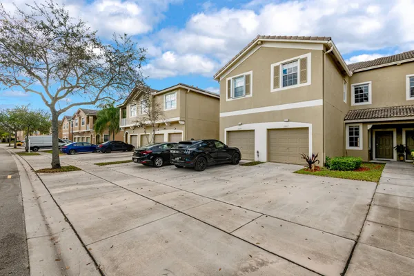 $3,200 | 13117 Southwest 44th Street, Unit 12104, Miramar, FL 33027