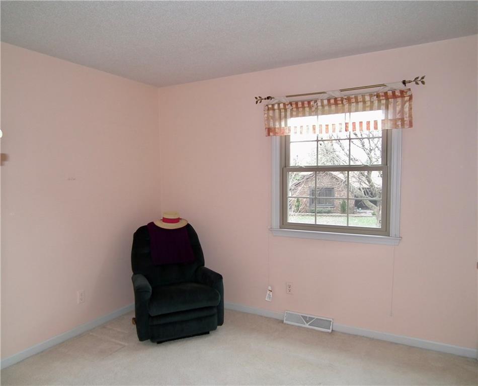740 Boulder Road Indianapolis, IN 46217 - Photo 21 of 33 Gallery Image 21
