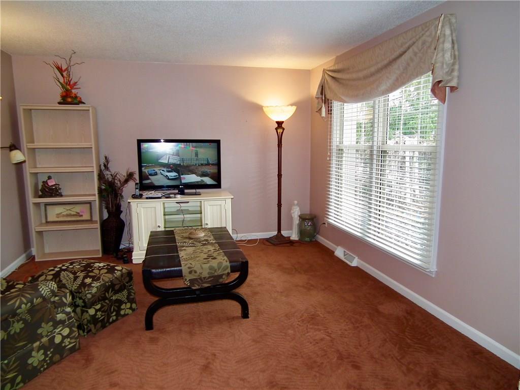 740 Boulder Road Indianapolis, IN 46217 - Photo 8 of 33 Gallery Image 8
