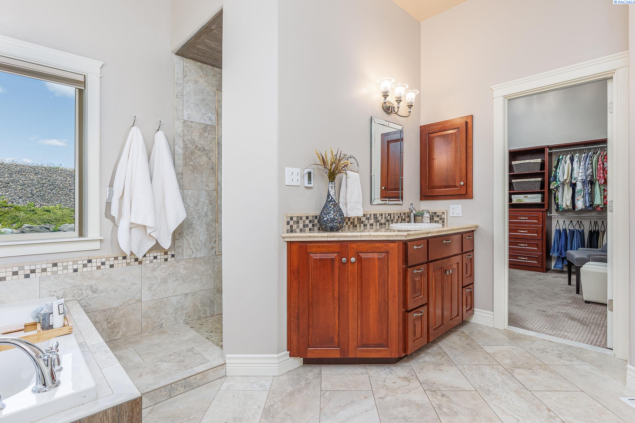 5906 Ryanick Road Kennewick, WA 99338 - Photo 18 of 46 Gallery Image 18