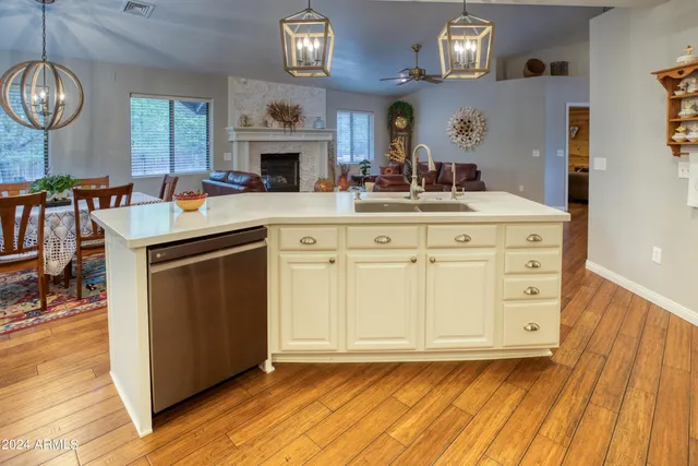 $715,000 | 955 Rainbow View Drive, Lakeside, AZ 85929