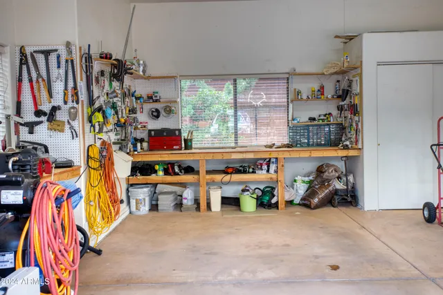 $715,000 | 955 Rainbow View Drive, Lakeside, AZ 85929