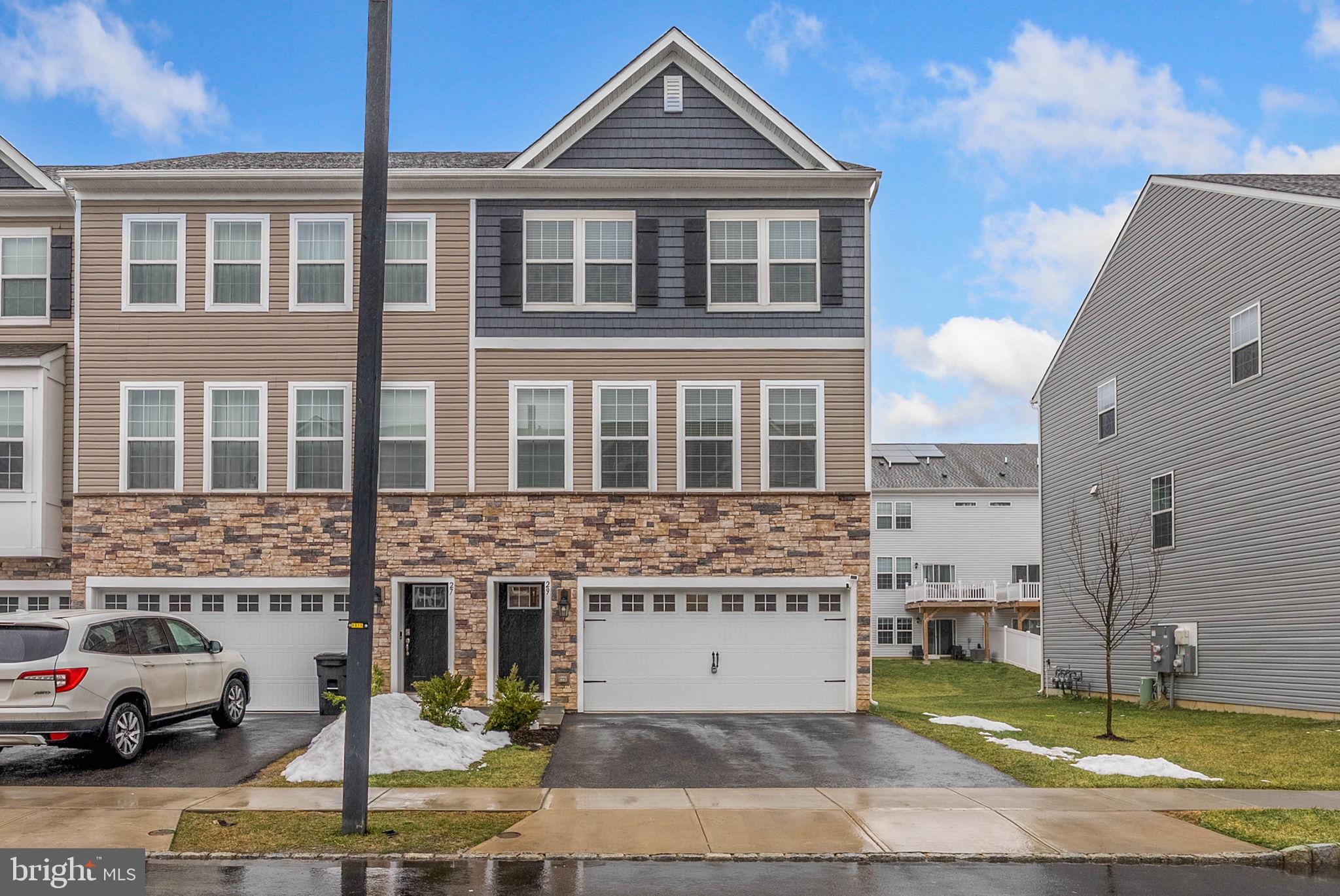 29 Sister's Farmstead Road Mount Laurel, NJ 08054 - Photo 1 of 32