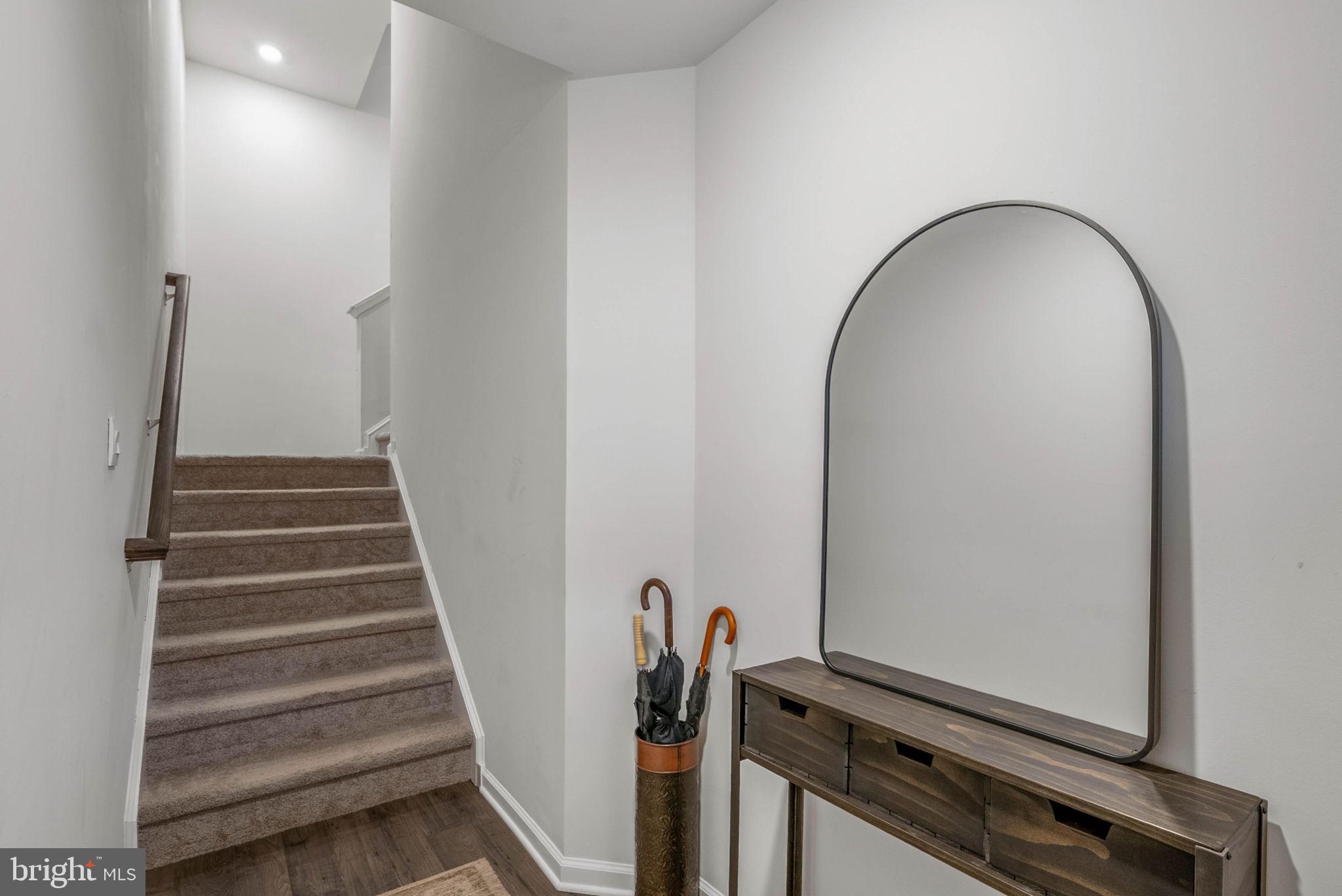 29 Sister's Farmstead Road Mount Laurel, NJ 08054 - Photo 2 of 32