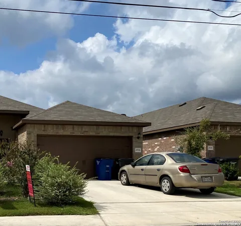 $1,450 | 2578 Pahmeyer Road, New Braunfels, TX 78130