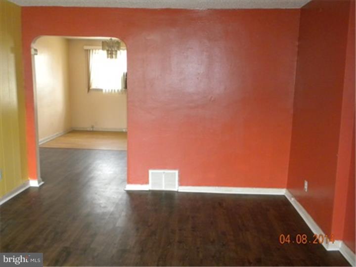 967 Grant Road Folcroft, PA 19032 - Photo 2 of 7