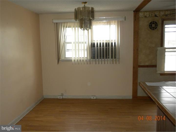 967 Grant Road Folcroft, PA 19032 - Photo 3 of 7