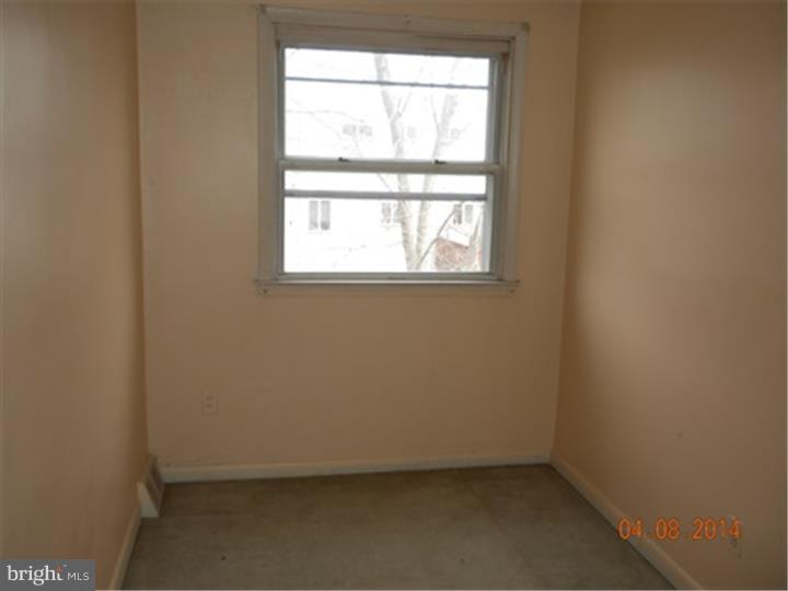 967 Grant Road Folcroft, PA 19032 - Photo 6 of 7