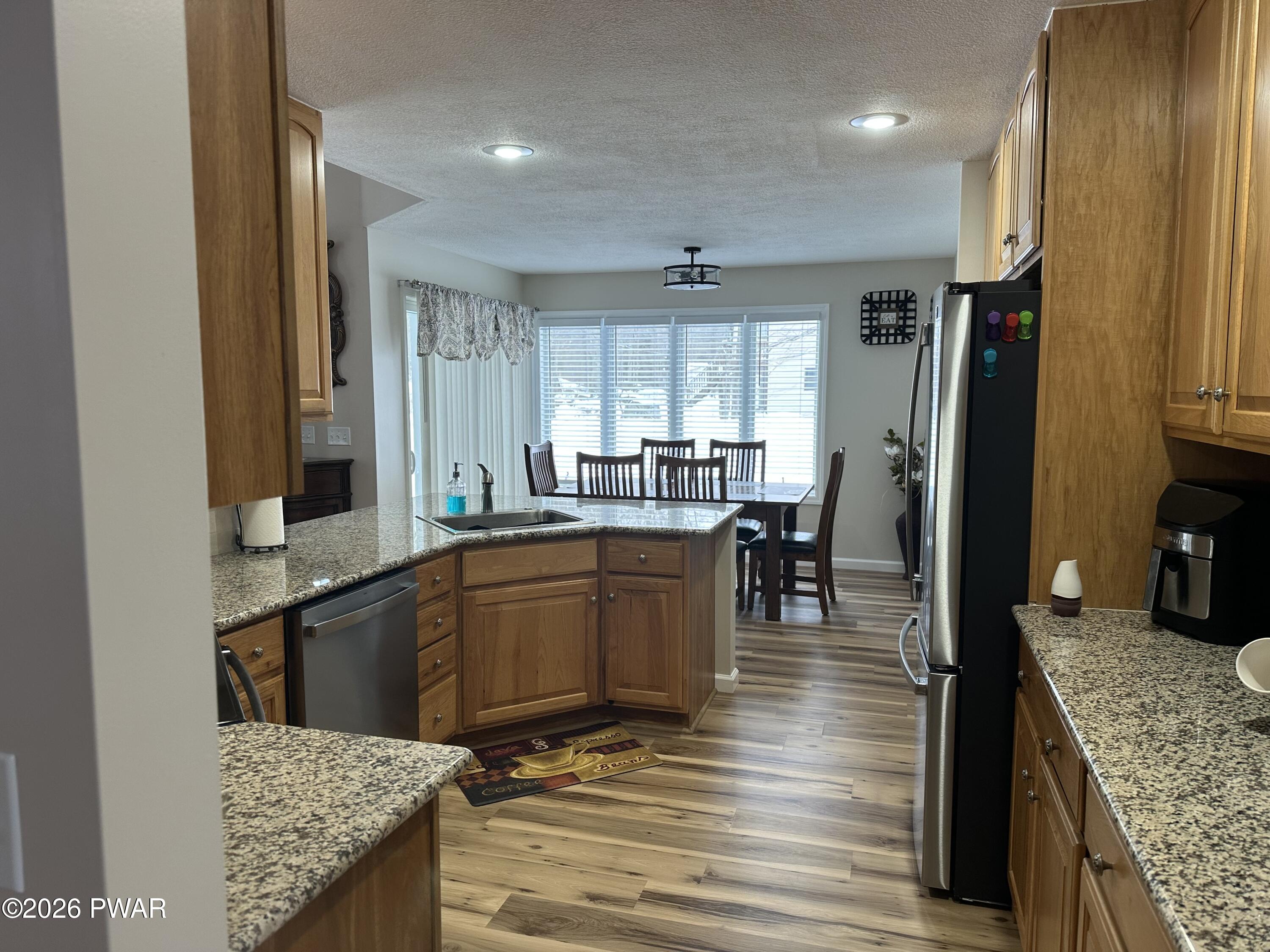 101 Pommel Drive Hawley, PA 18428 - Photo 4 of 59