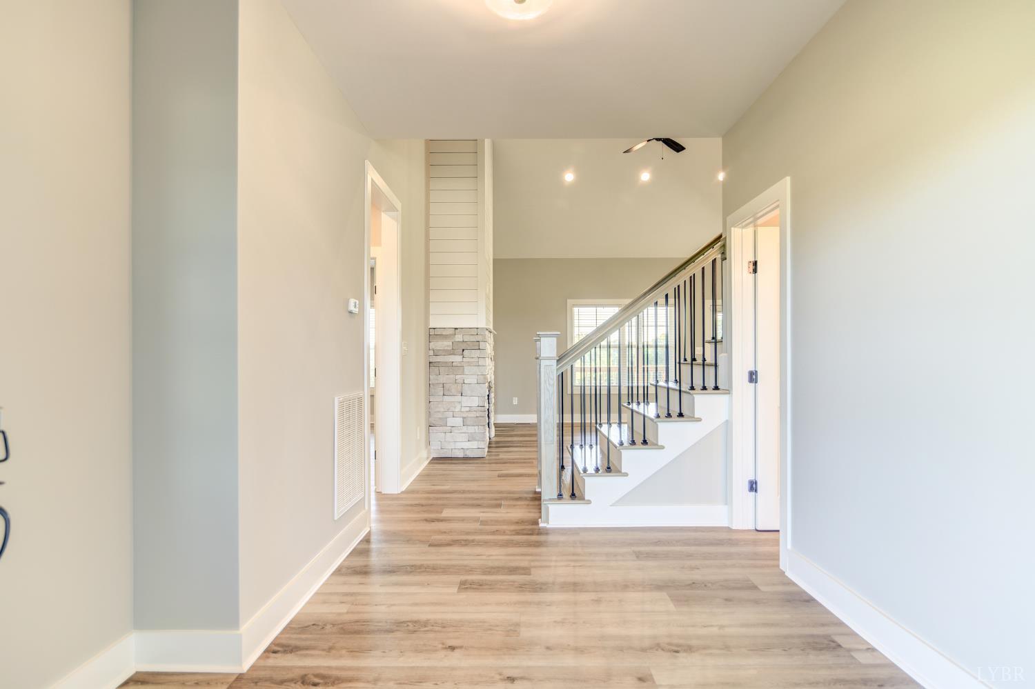 1610 Wells Road Bedford, VA 24523 - Photo 4 of 60 Gallery Image 4