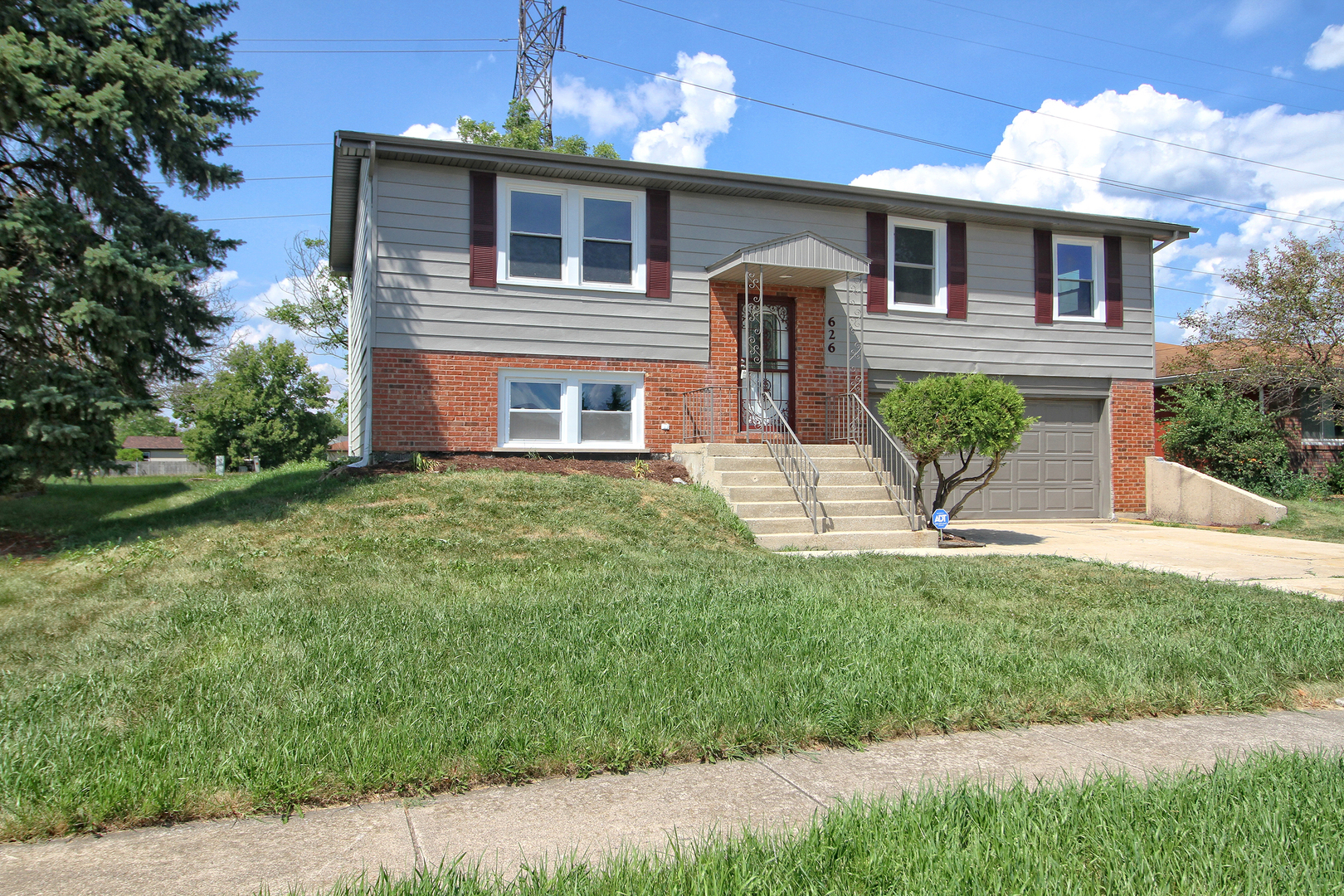 626 Farmview Road University Park, IL 60484 - Photo 1 of 16