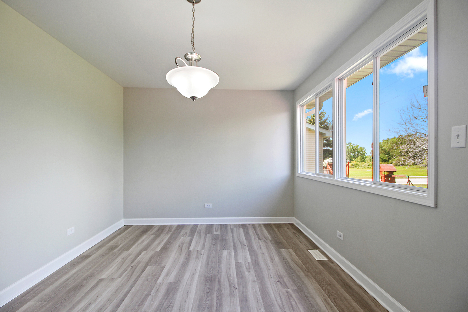 626 Farmview Road University Park, IL 60484 - Photo 4 of 16